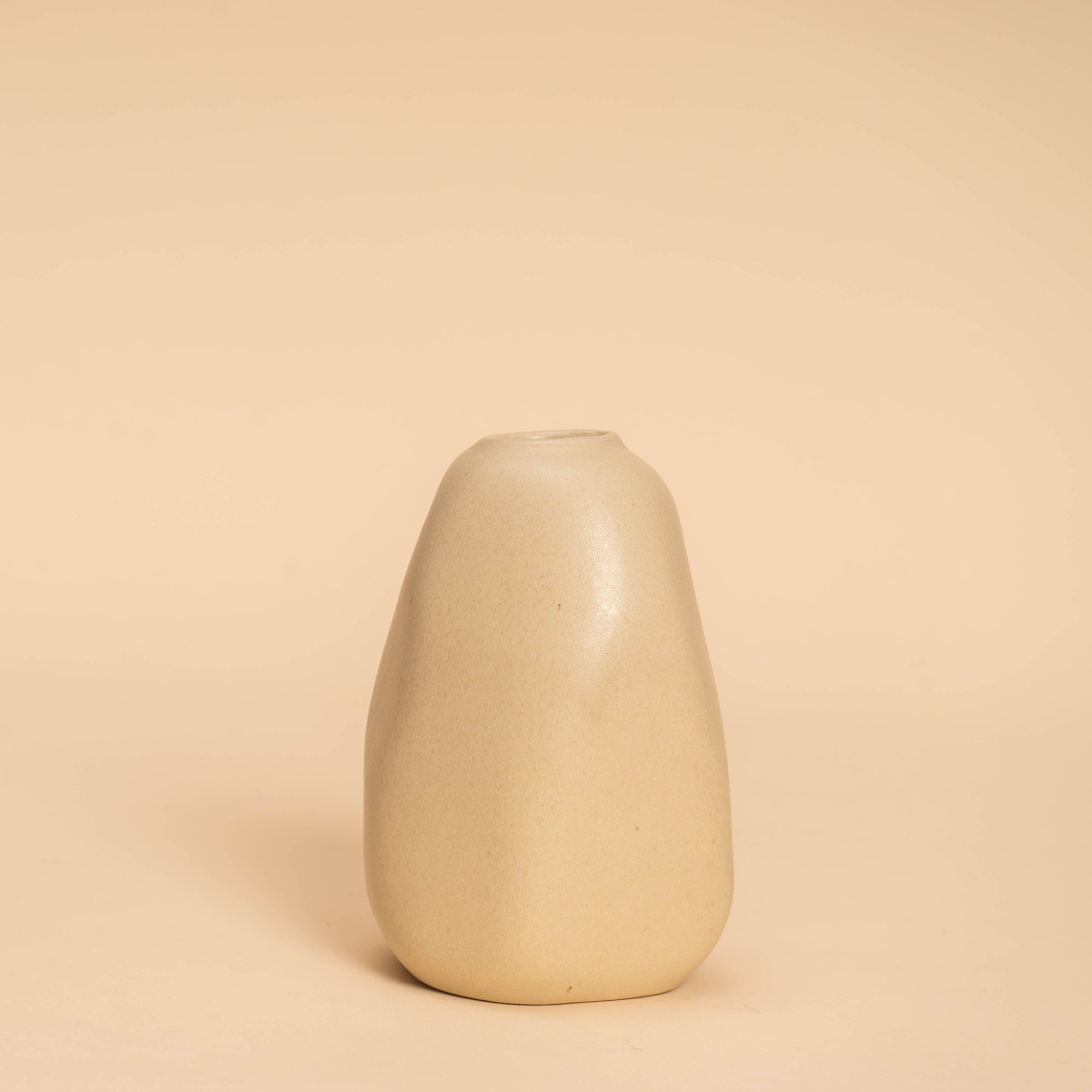 Minimalist Tabletop Ceramic Vases