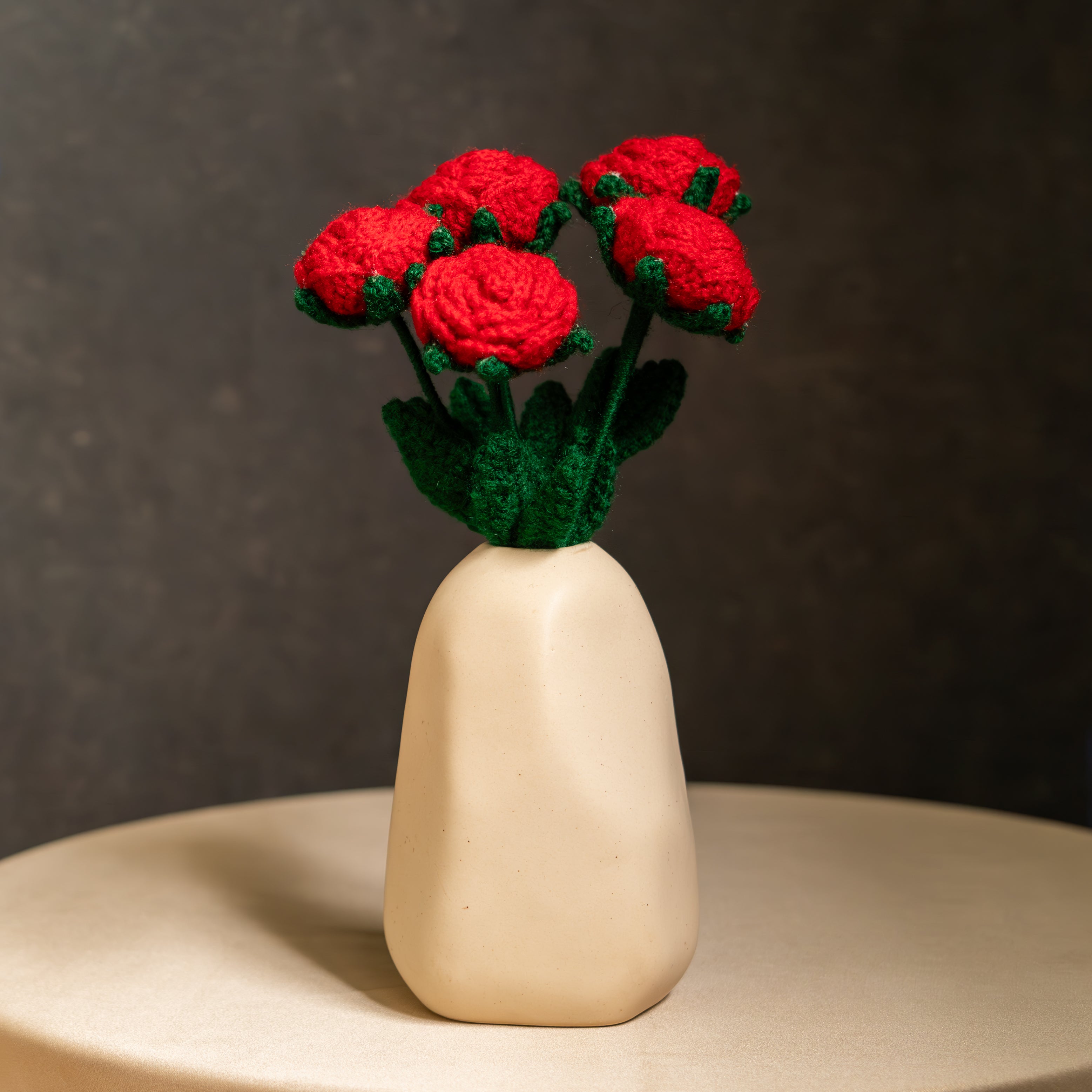 La Vie En Rose Vase And Flower Combo